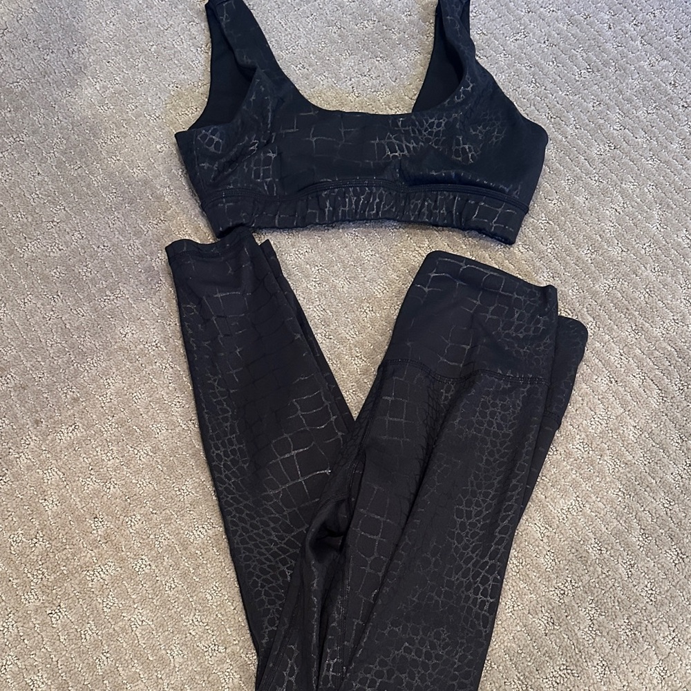 Glyder Black snakeskin printed Activewear Set